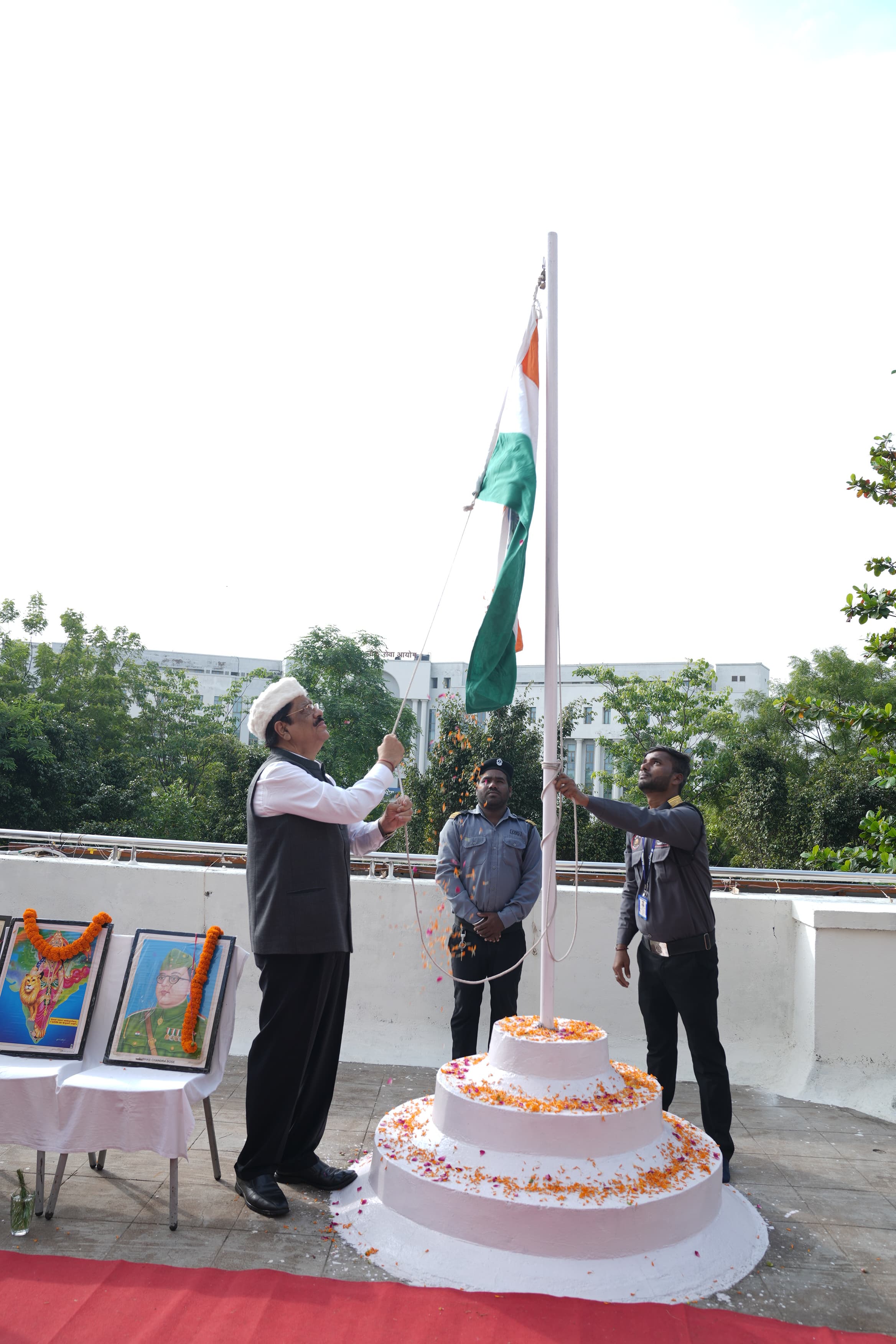 news banner